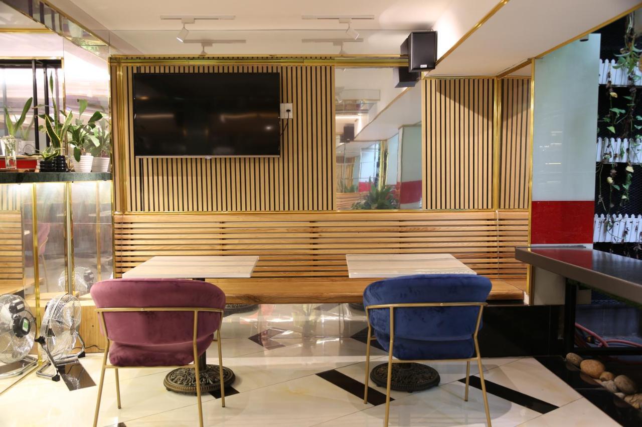 The Queendor Boutique Hotel โฮจิมินห์ซิตี้ ภายนอก รูปภาพ